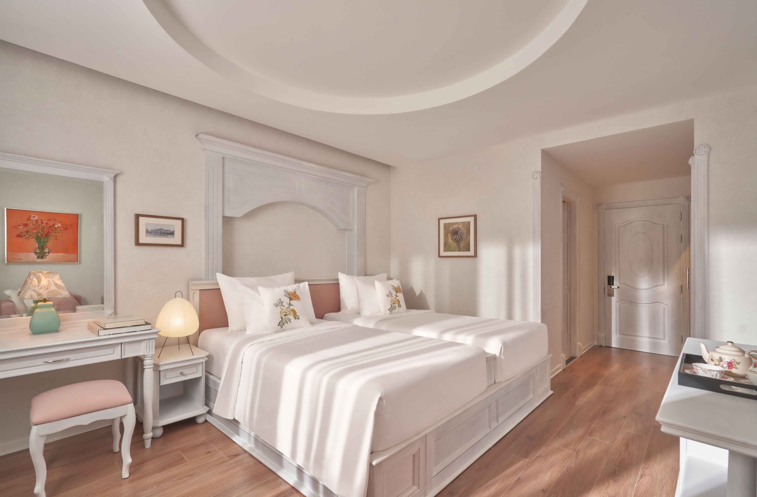 Khaya (Double / Twin)