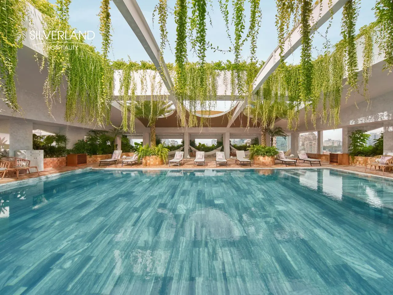 Luxury Hotels in District 1: Stay Refined, Stay Central with Silverland Hospitality 2 LUXURY-HOTELS-IN-DISTRICT-1