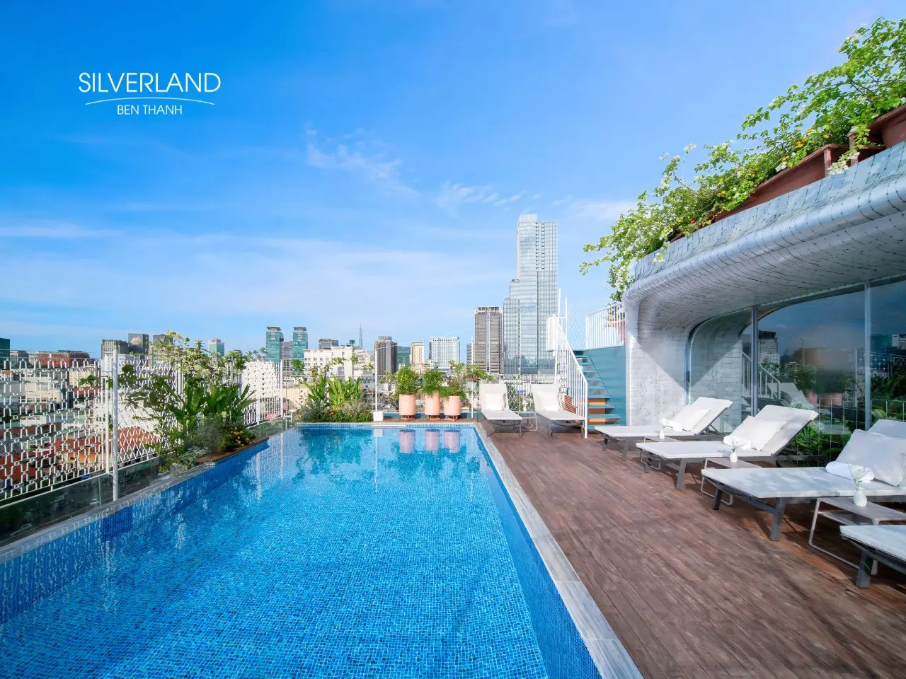 Luxury Hotels in District 1: Stay Refined, Stay Central with Silverland Hospitality 5 Luxury Hotels In District 1 Silverland Ben Thanh Hotel Luxury Hotels In District 1