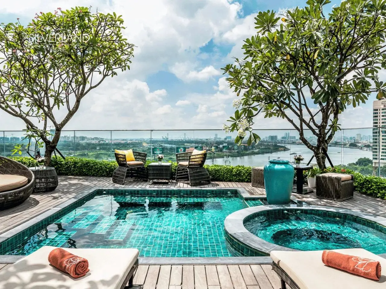 Luxury Hotels in District 1: Stay Refined, Stay Central with Silverland Hospitality 7 Luxury Hotels In District 1 Silverland Jolie Hotel