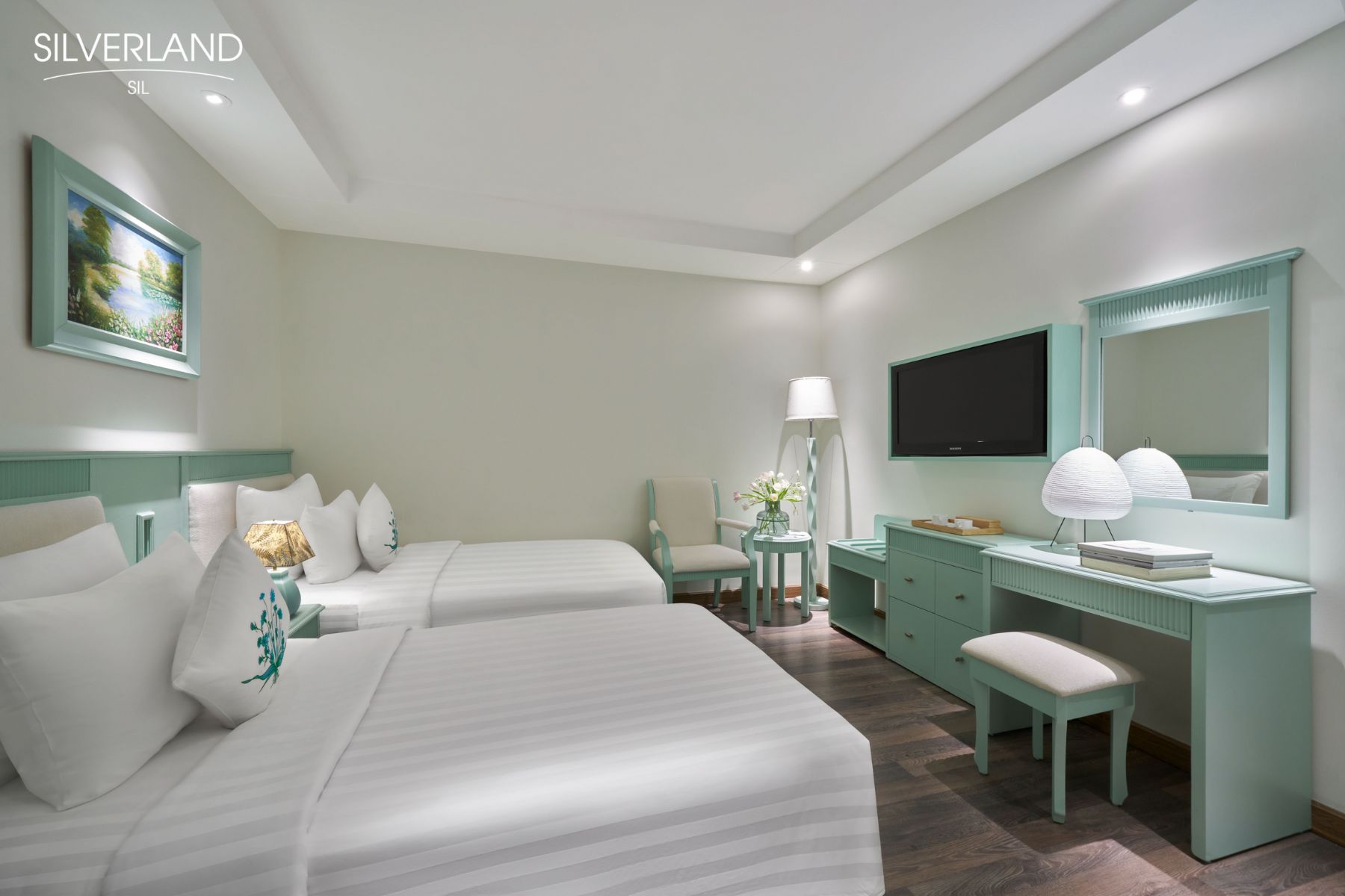 Deluxe Twin No Window