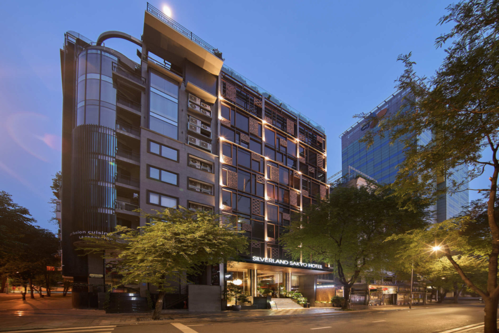 Facade Silverland Sakyo Hotel e1763955878958